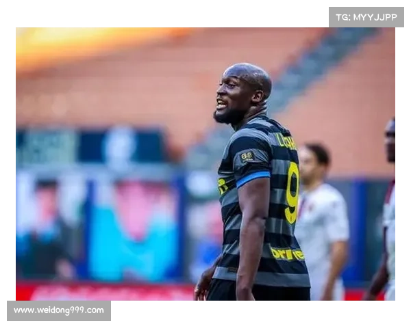 卢卡库加盟曼联的深层动因与转会背后球队战略解析